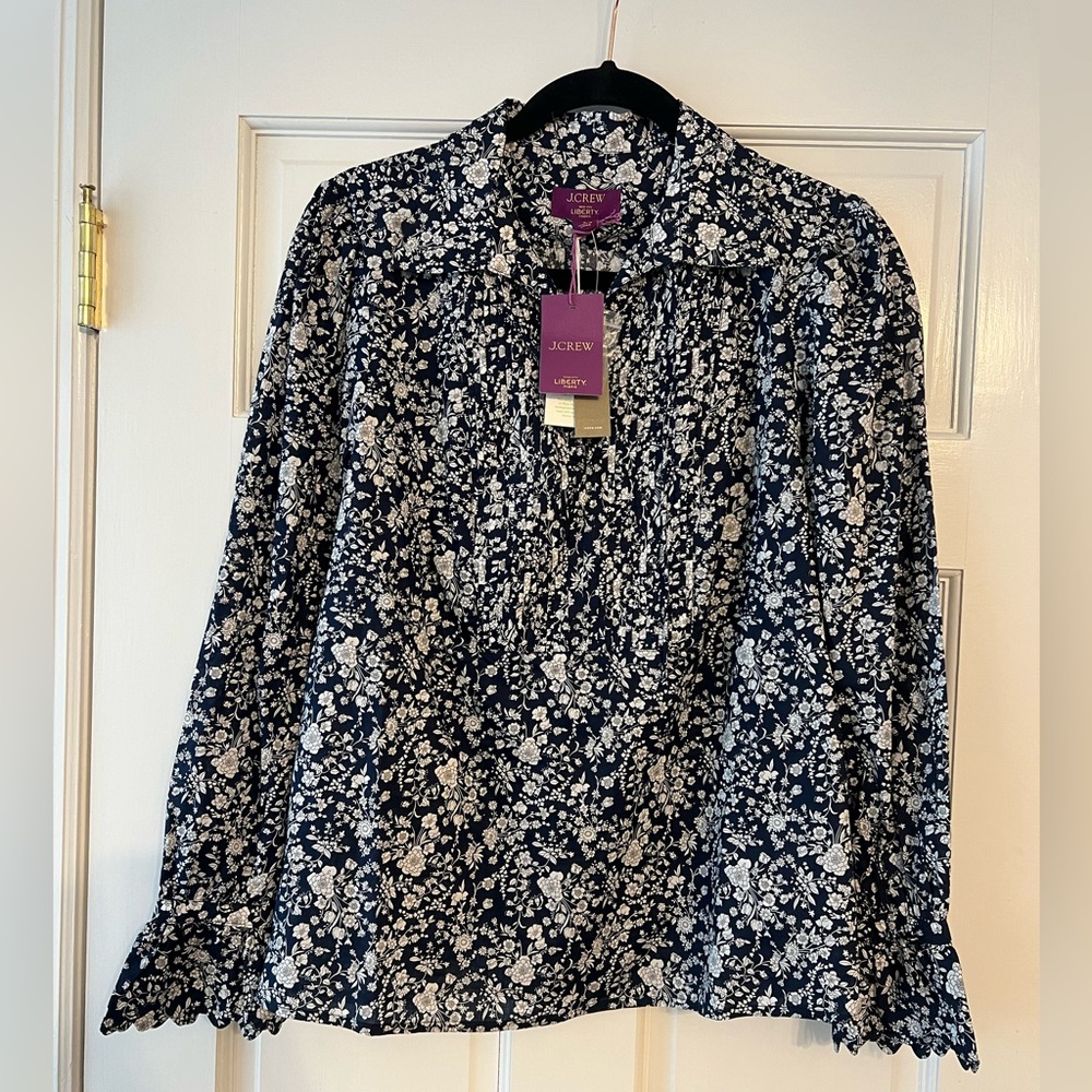 NWT J.Crew Scalloped popover top in Liberty® Summer Blooms fabric